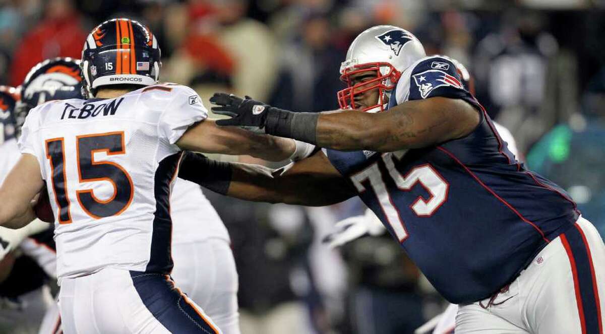 Giants vs. Patriots Predictions: Vince Wilfork Will Own the