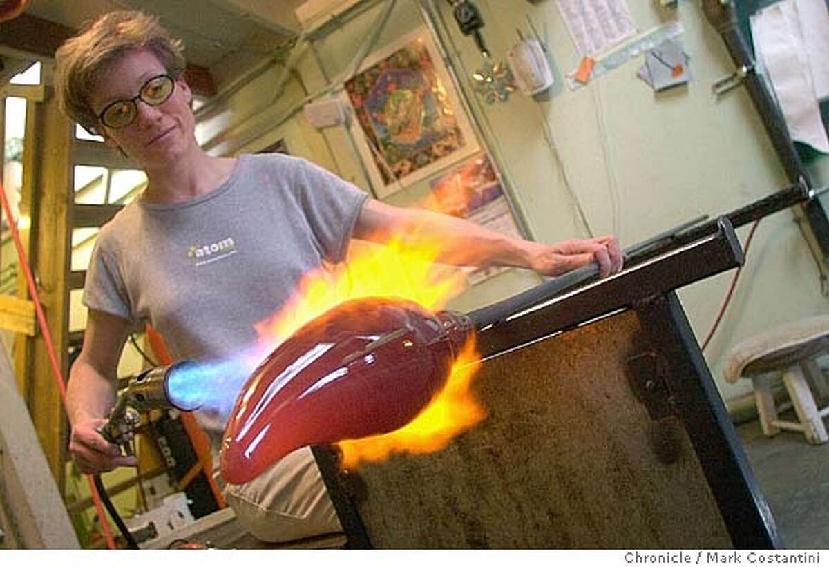 Cool forms from fiery beginnings / Oakland glassblower takes on a fluid