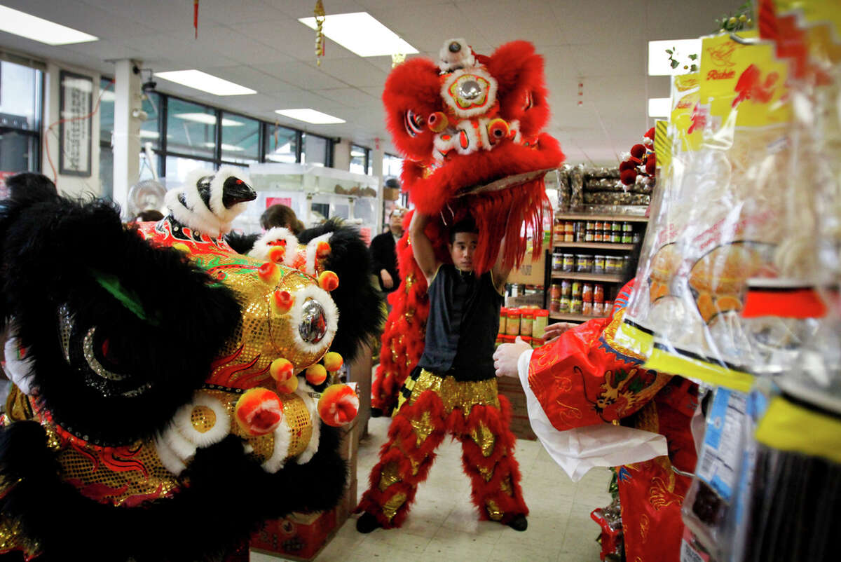 Seattle celebrates Year of the Dragon