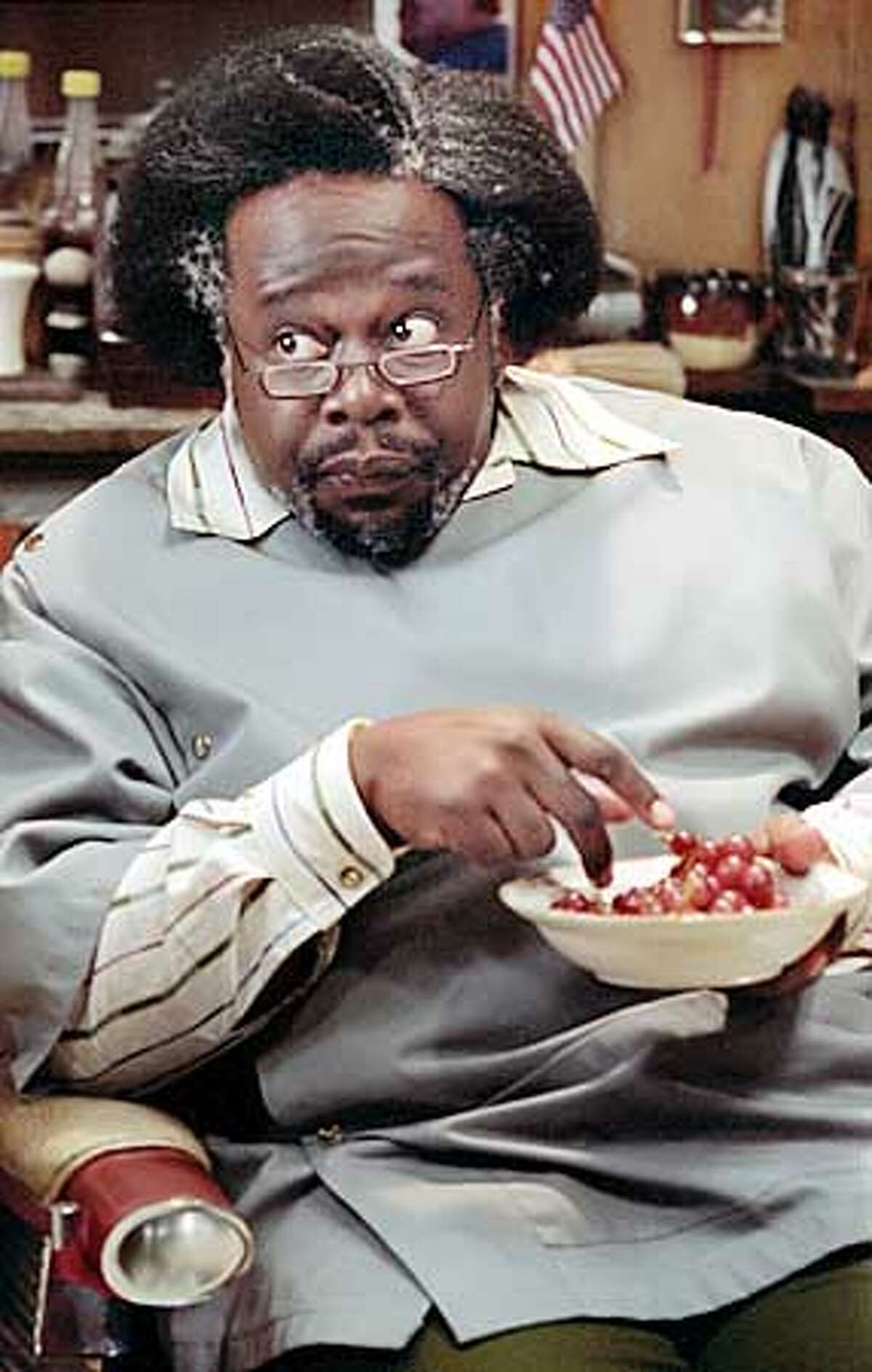 Ice Cube's has clearcut hilarity / Star's trademark style