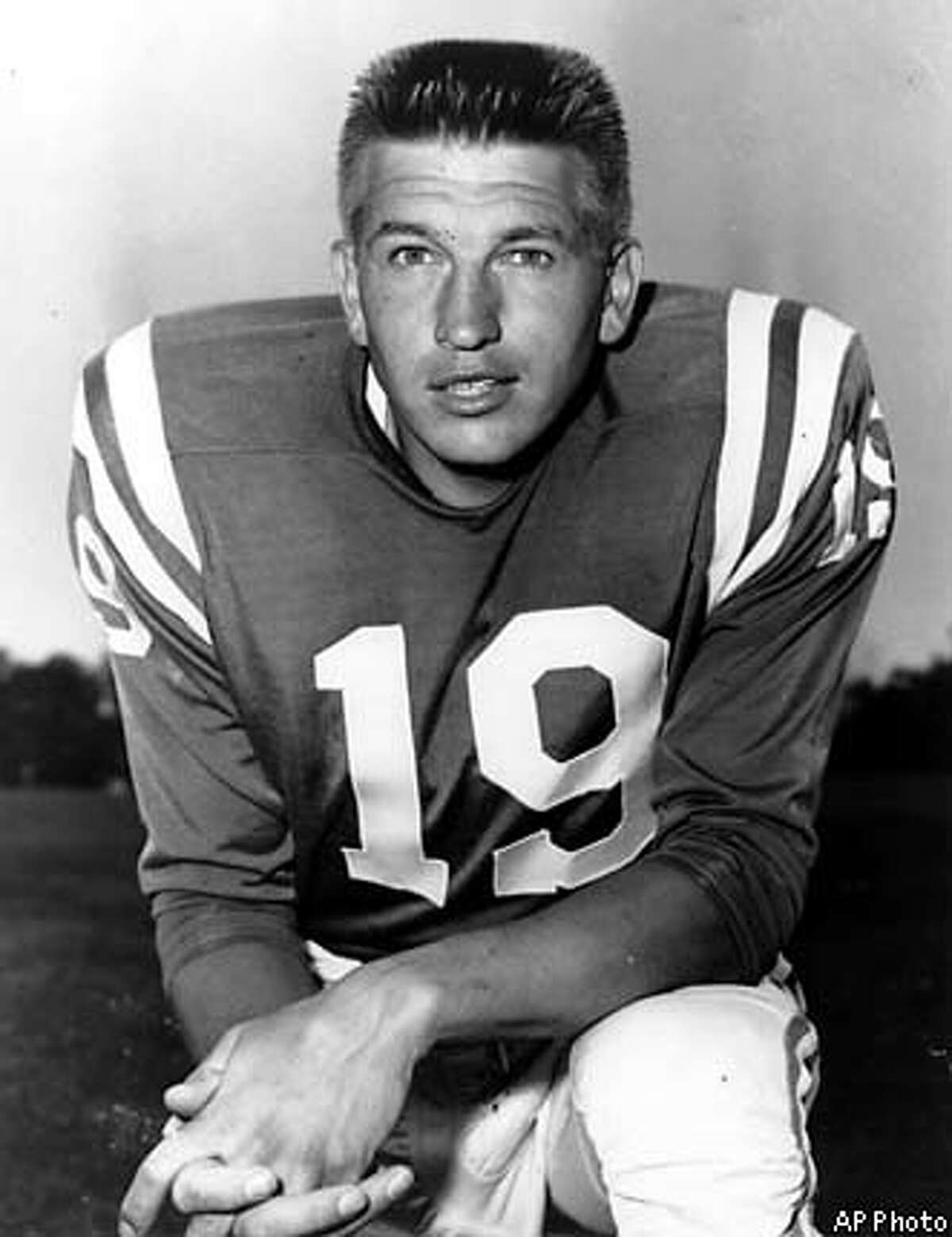 Legendary Colts QB dies at 69