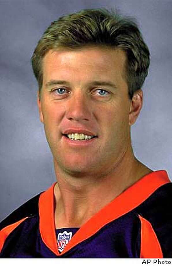 On a wave of fame / Elway leads four inductees into Pro Hall SFGate