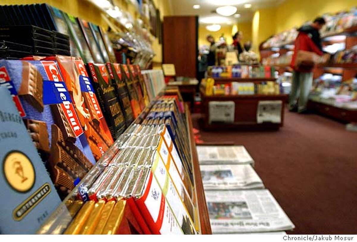 Fog City News, owned by Adam Smith, sells newspapers, magazines, and imported chocolate in the financial district in San Francisco on Thursday, Jan. 8, 2004. Event on 1/8/04 in San Francisco. JAKUB MOSUR / The Chronicle