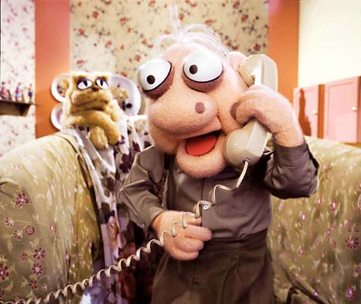 Calls of the wild / Puppets crank out comedy