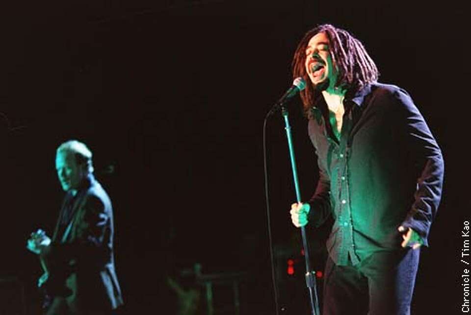 Counting on Lead Singers / Front men for Wallflowers, Crows rev up