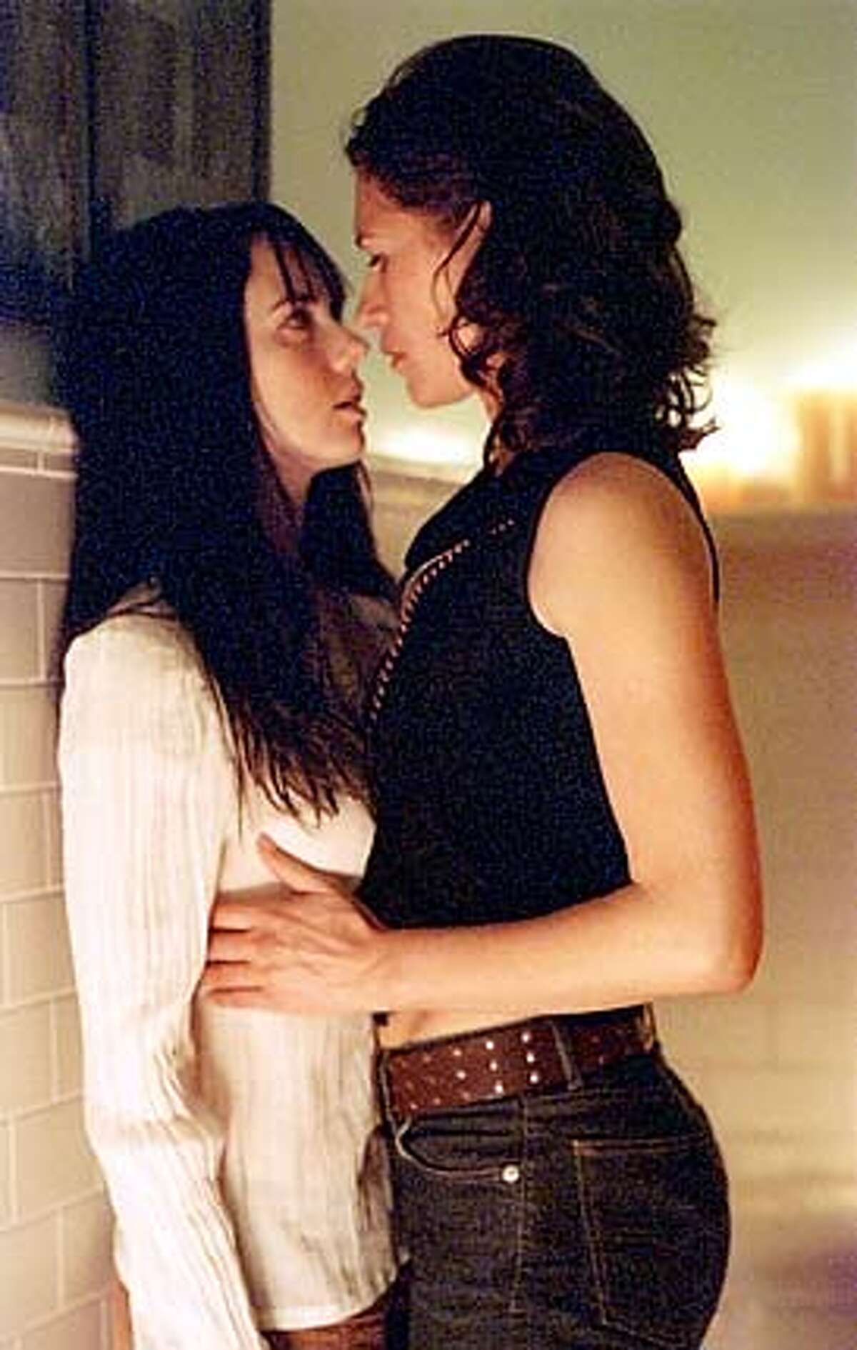 Showtime S The L Word Goes Boldly Where Other Series Have Only