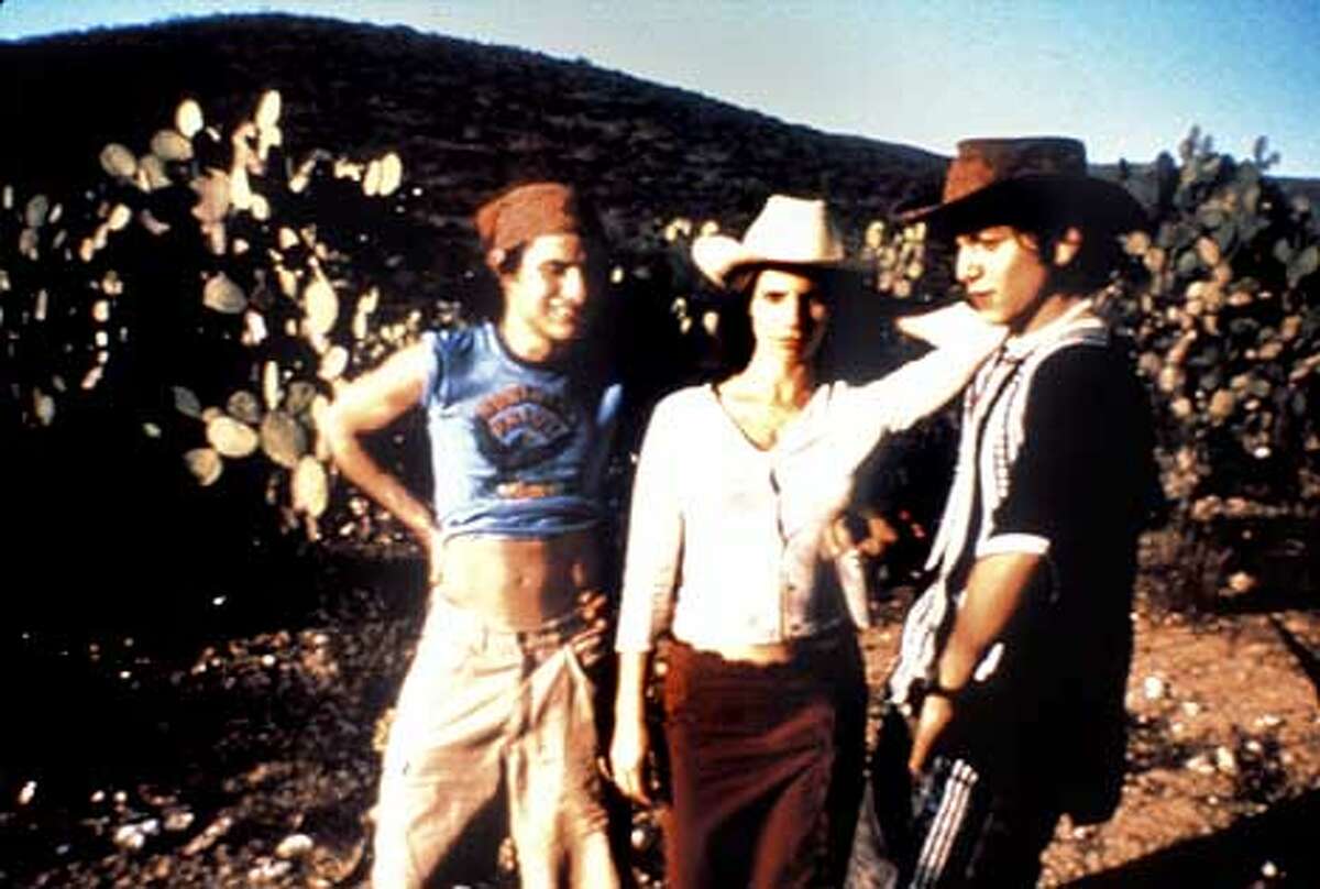 Gael Gracia Bernal, left, and Maribel Verdu, right, in Y TU MAMA TAMBIEN. NOTE: THIS IMAGE IS NOT IN FOCUS