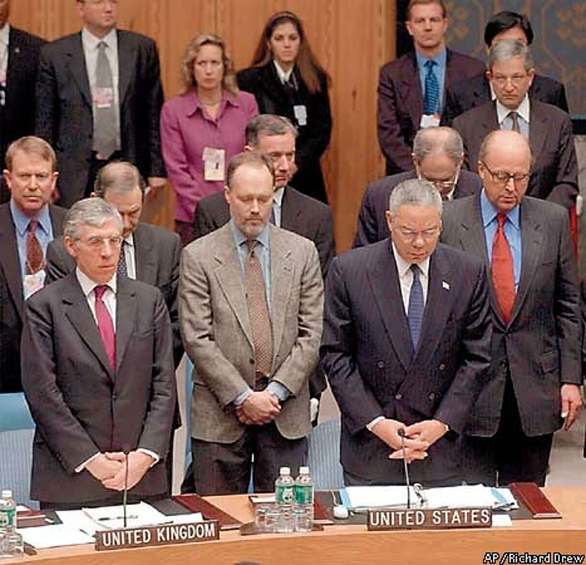 THE CRASH OF FLIGHT 587 / Accident is focus in probe of crash / 265 ...