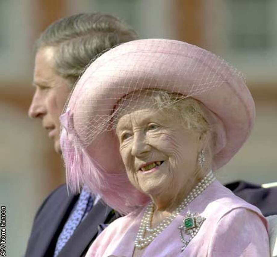 THE QUEEN MOTHER / Dead at 101 / Britain mourns Queen Mum ...