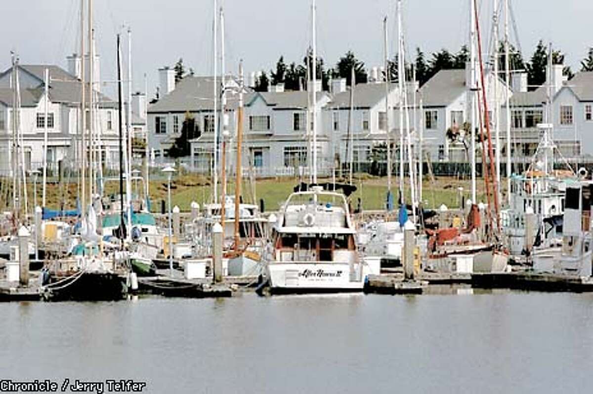 A Shipyard's Renaissance / Richmond's Marina Bay is surrounded by water