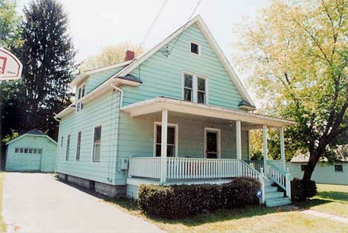 Lucy's childhood home for sale on EBay