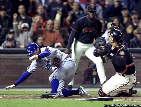 TSN Archives: Barry Bonds' 71 homers are a lot, how about 755