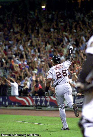 Minute Maid Park's most memorable: Barry Bonds' 70th homer