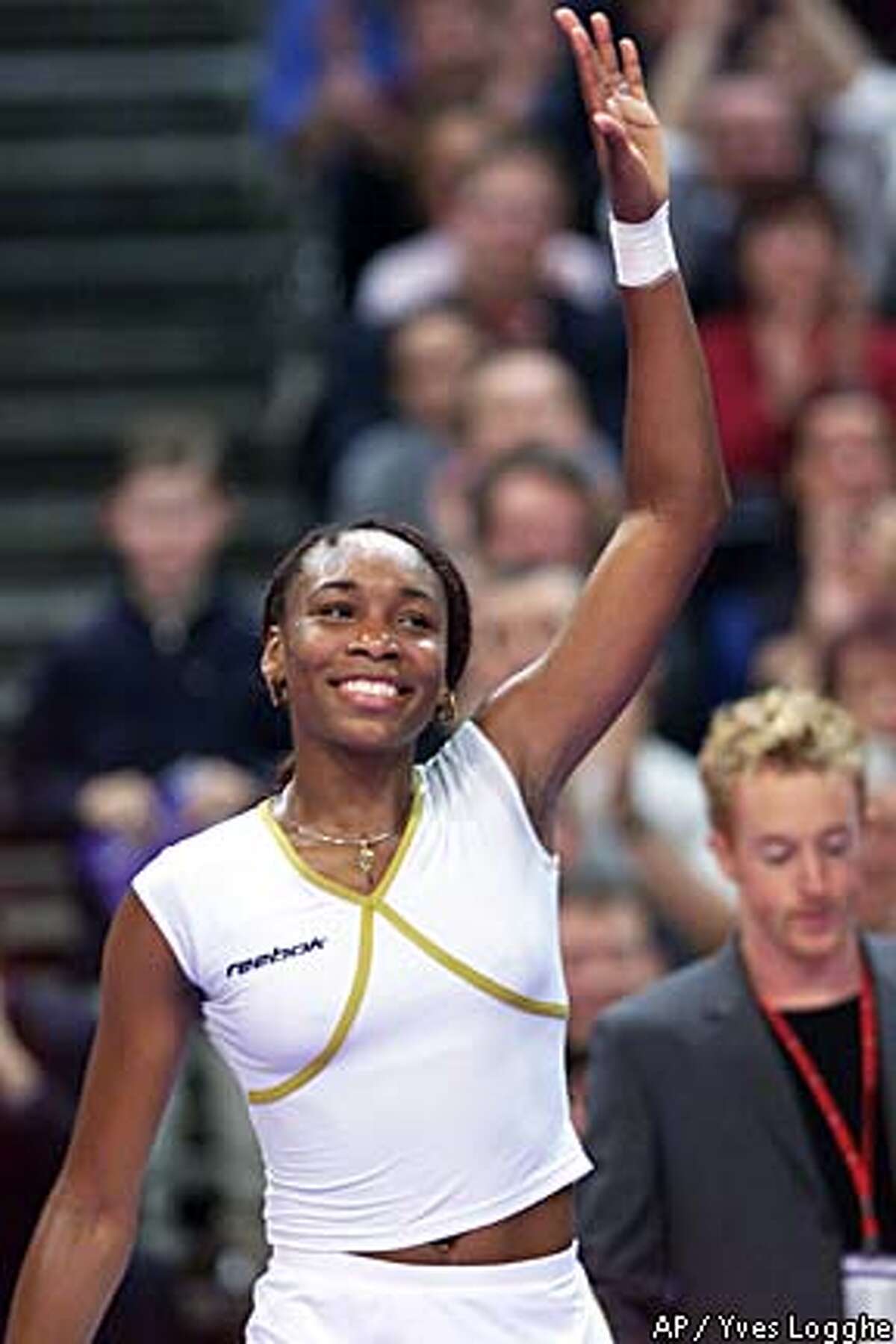 Venus Williams beat Amelie Mauresmo 7-6 (9-7), 6-0 yesterday to reach the final in the WTA Diamond Games in Antwerp, Belgium. Associated Press photo by Yves Logghe