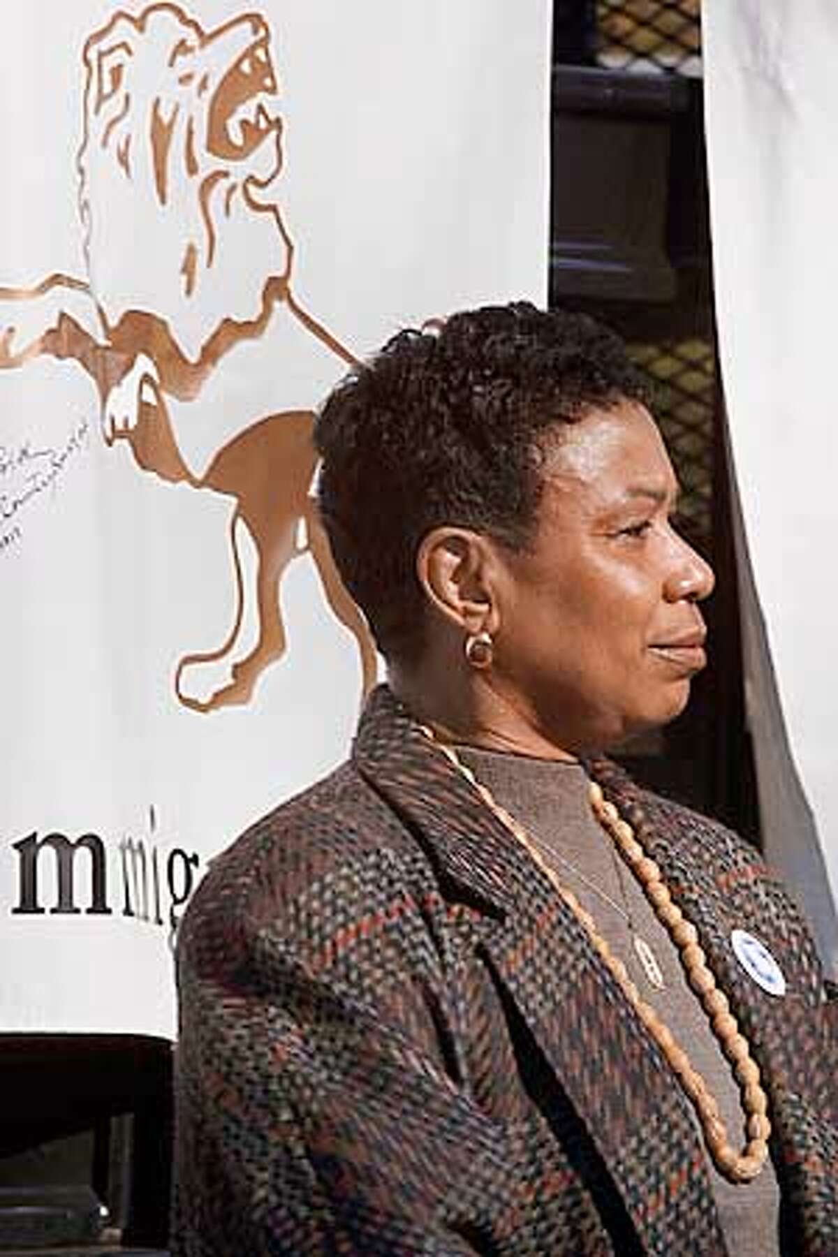 ( ) 27 Jan 2001 -- Oakland, CA, Congresswoman Barbara Lee speaking at Rally for Migrant Amnesty and Immigrant Rights, sponsored by the Labor and Immigrant Organizing Network (LION), Oakland, CA. Photo by Lonny Shavelson/PictureDesk International --COPYRIGHT 2001.-