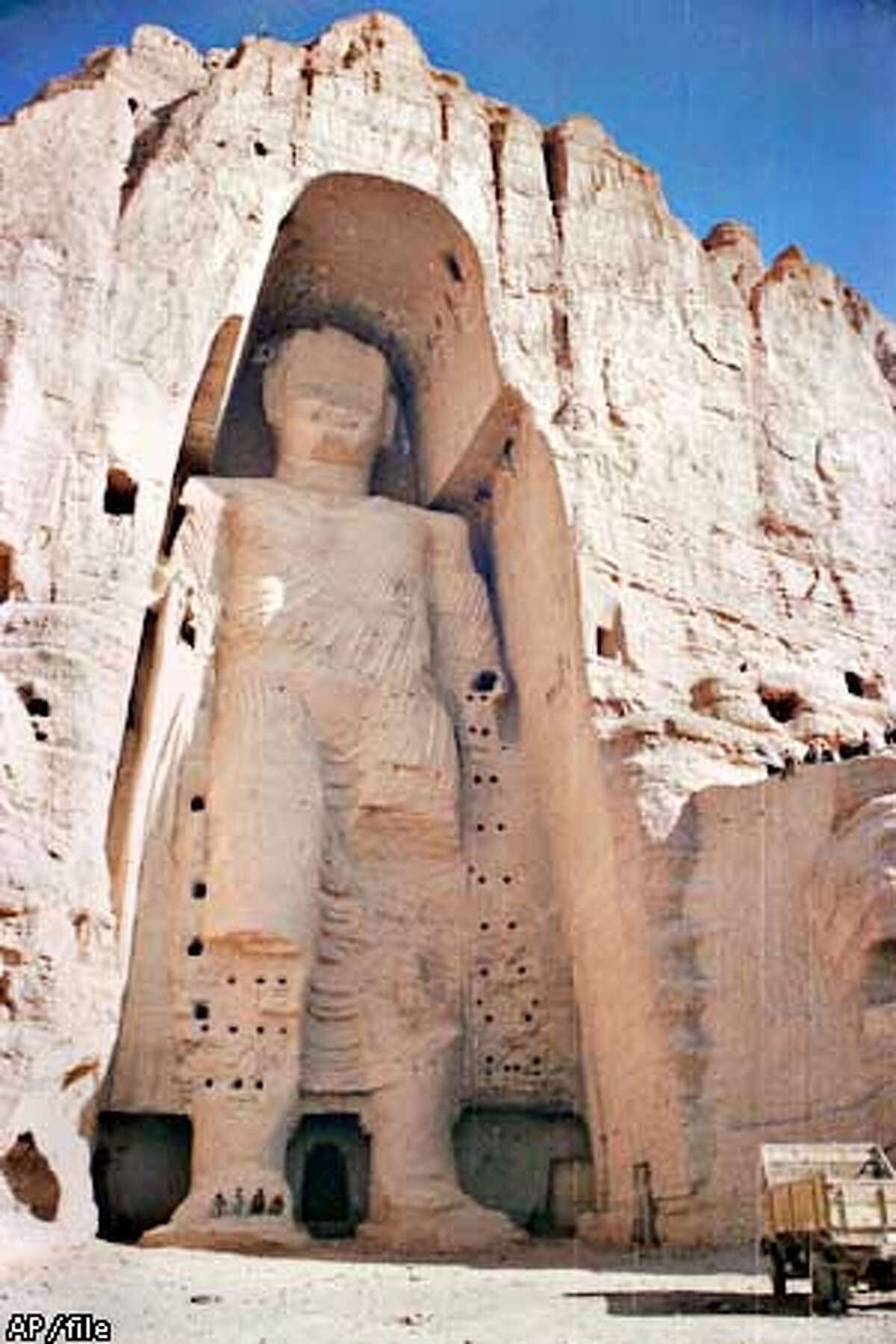 Afghanistan prepares to rebuild Buddha