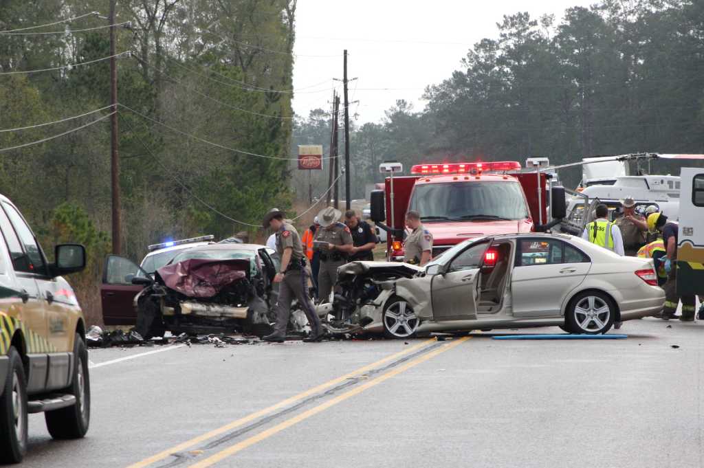 One dead, one critically injured after Silsbee wreck - Beaumont Enterprise