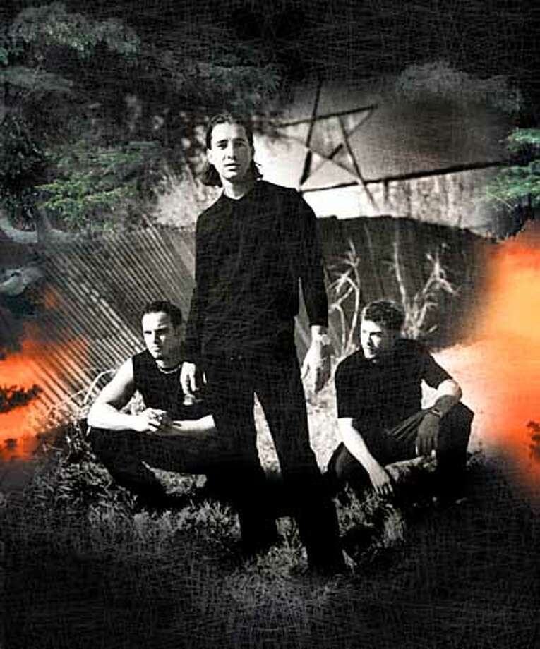 Arena rock lives / How schlocky, grandiose bands like Creed might lead