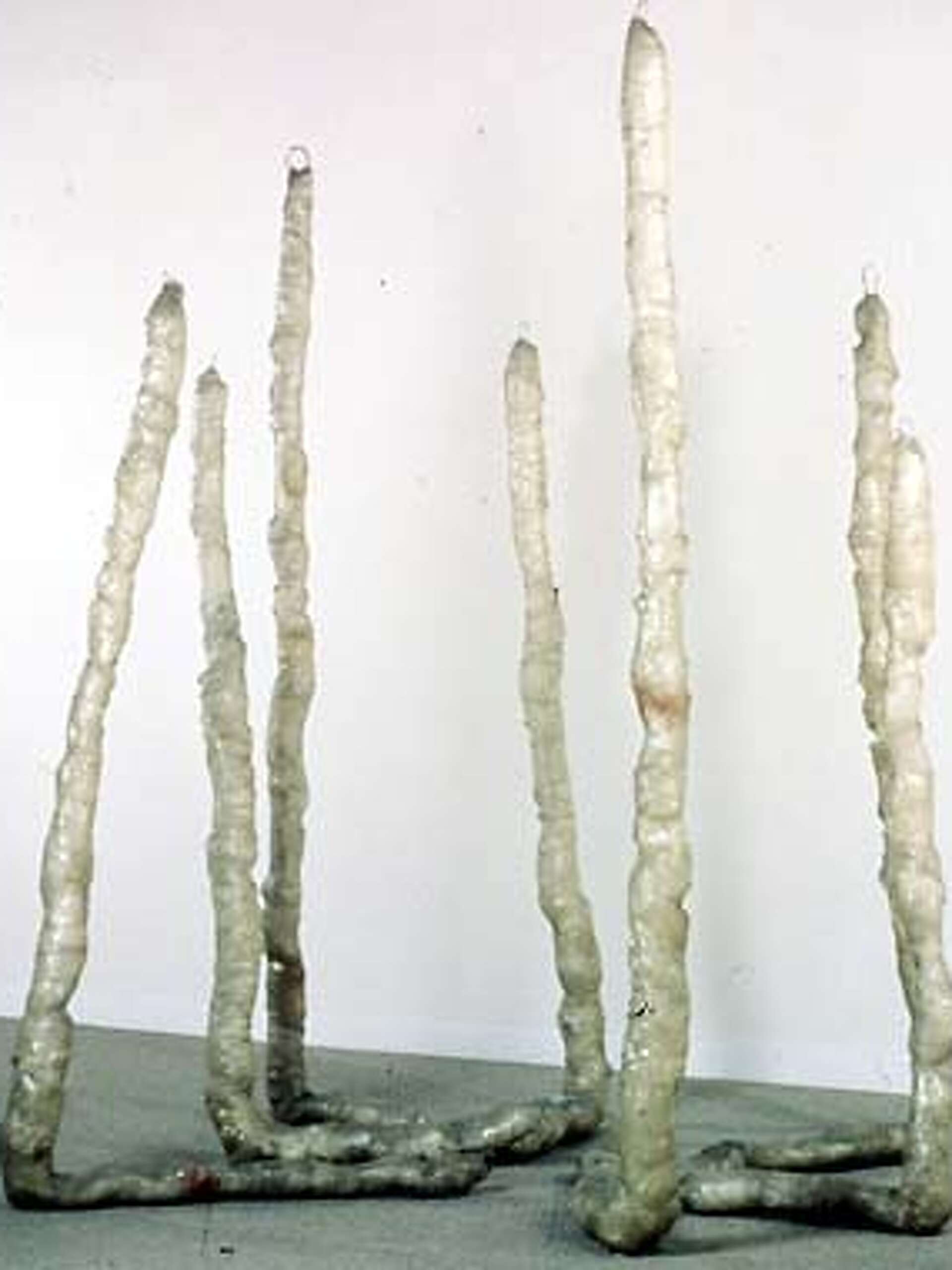 Hesse's sculpture -- one last look / Artist's fragile works deteriorating, image size:1920x2560