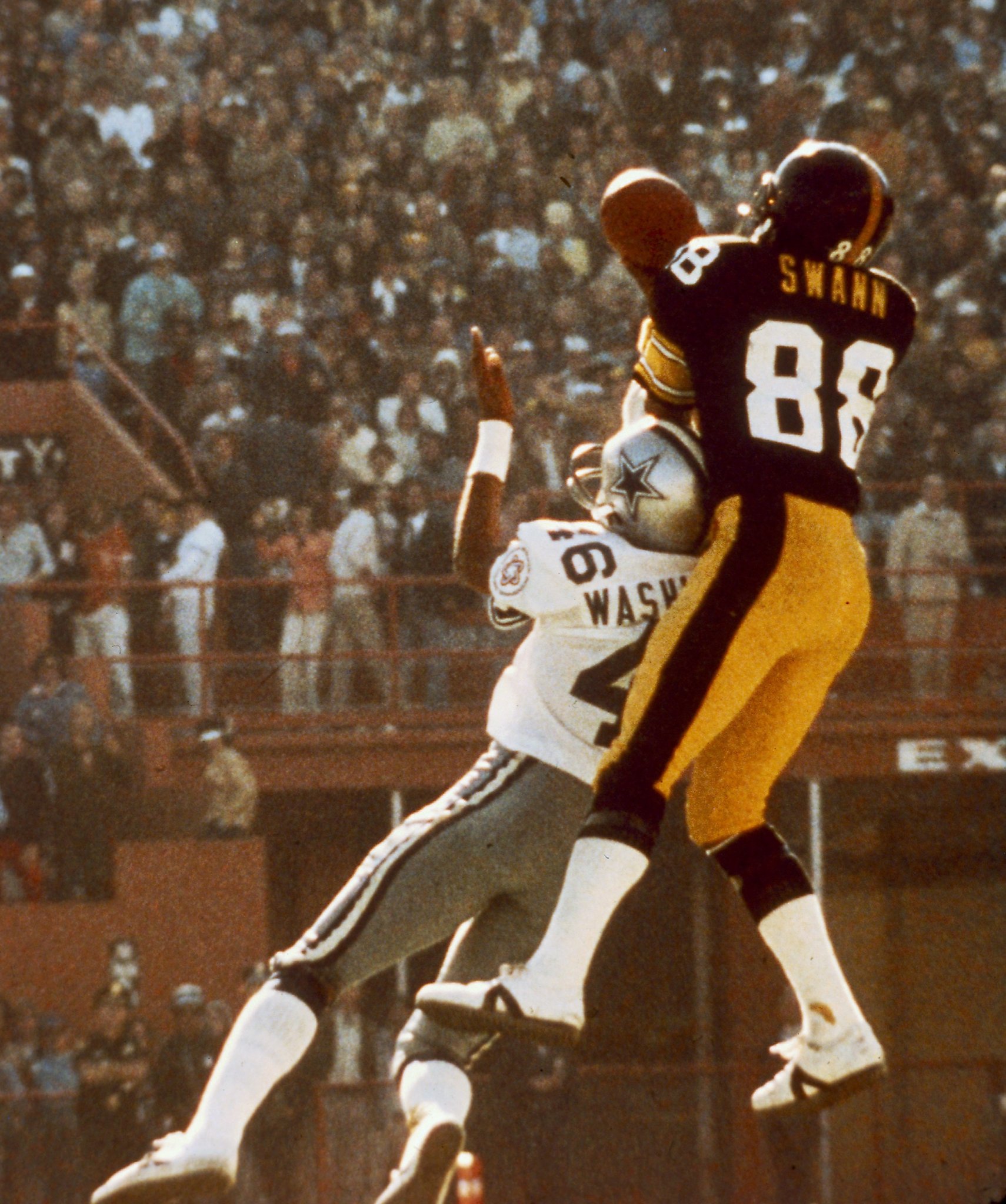 Soaring catch made Lynn Swann hero of Super Bowl X