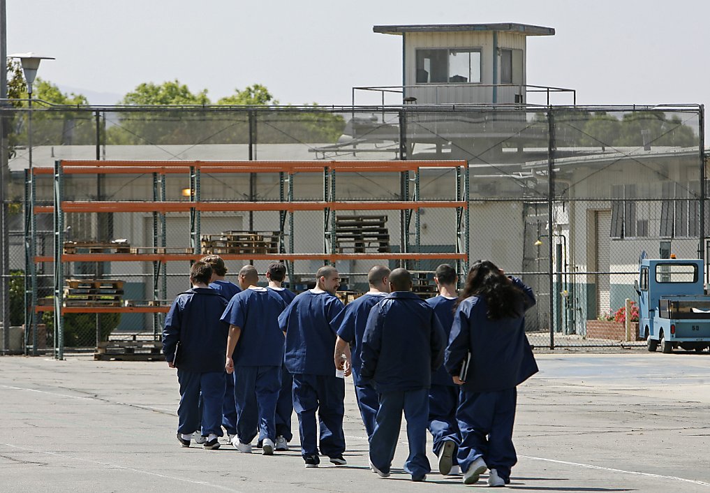 Californias Youth Prisons Nearing An End Sfgate 