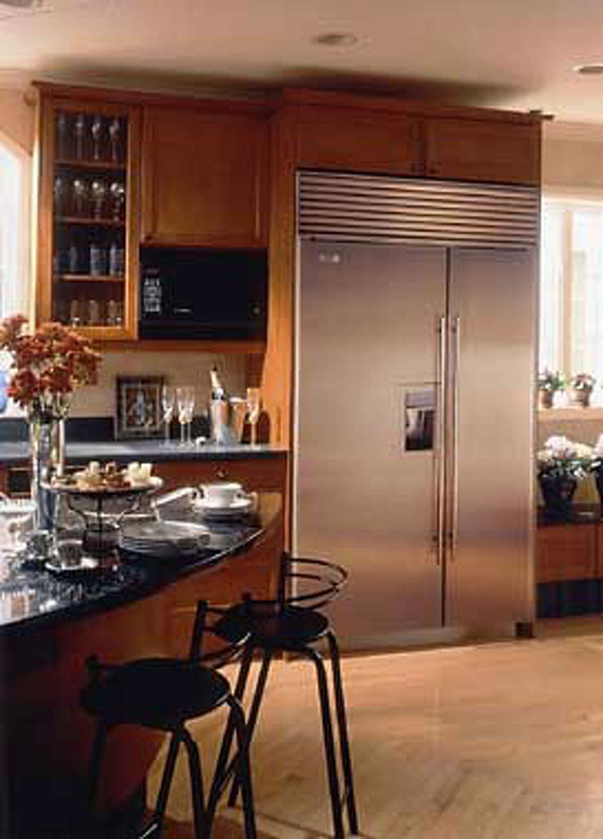 More Dash Than Cash / Lookalike furnishings offer maxi style for mini