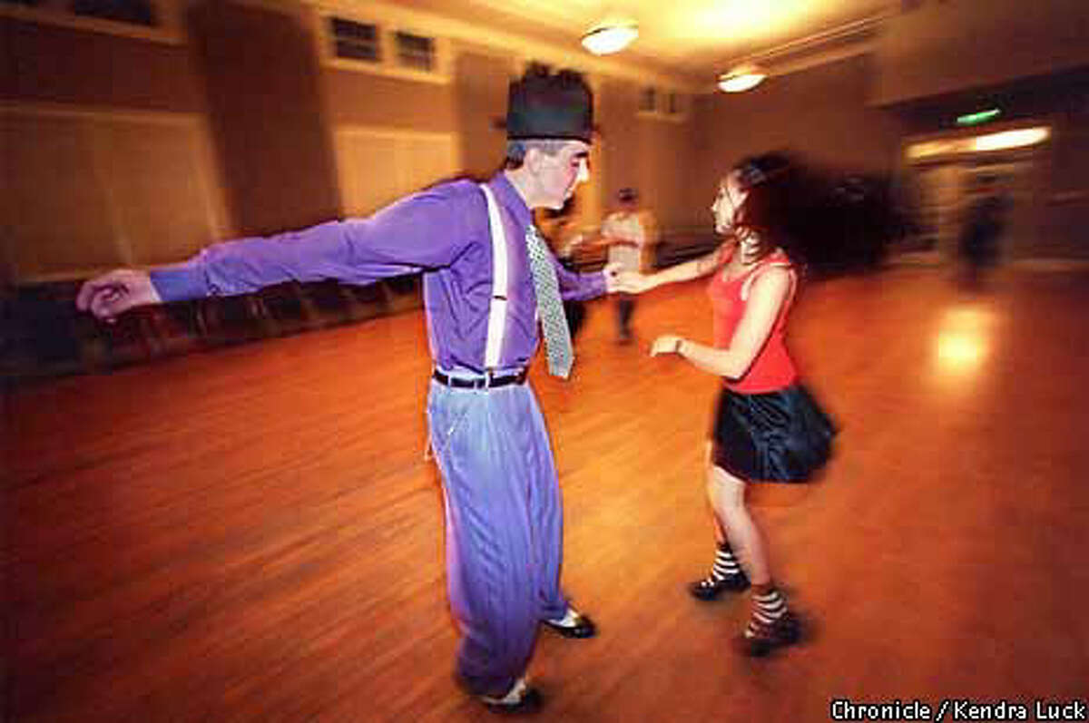 Teen Swingers Swept Up in Dance Craze image