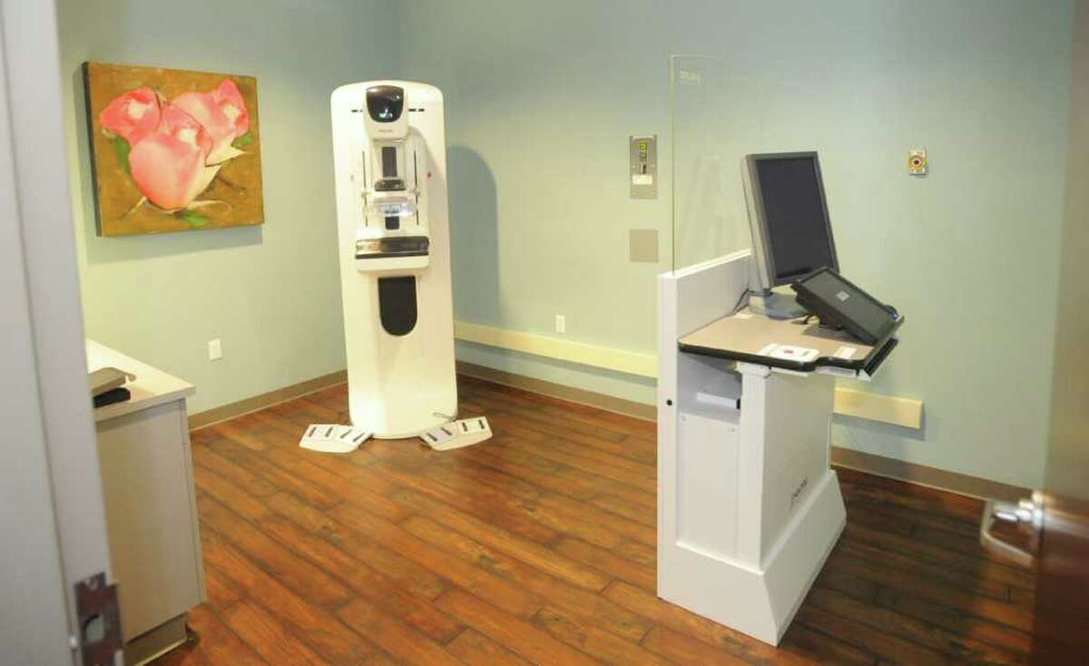 New diagnostic center opens today in Beaumont