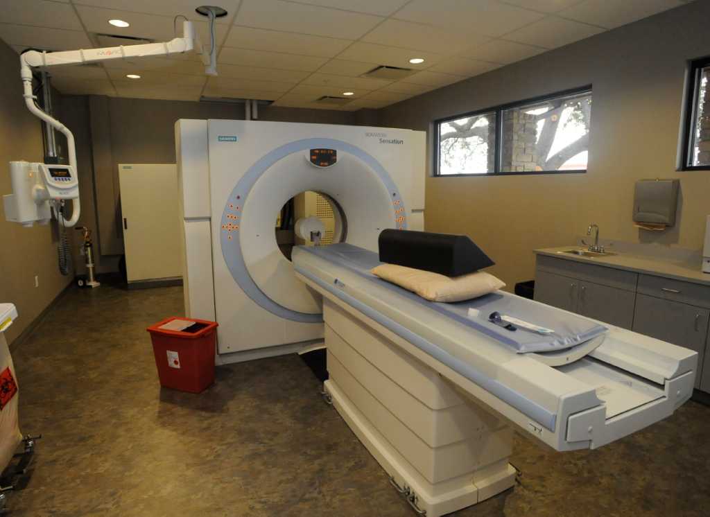 New diagnostic center opens today in Beaumont