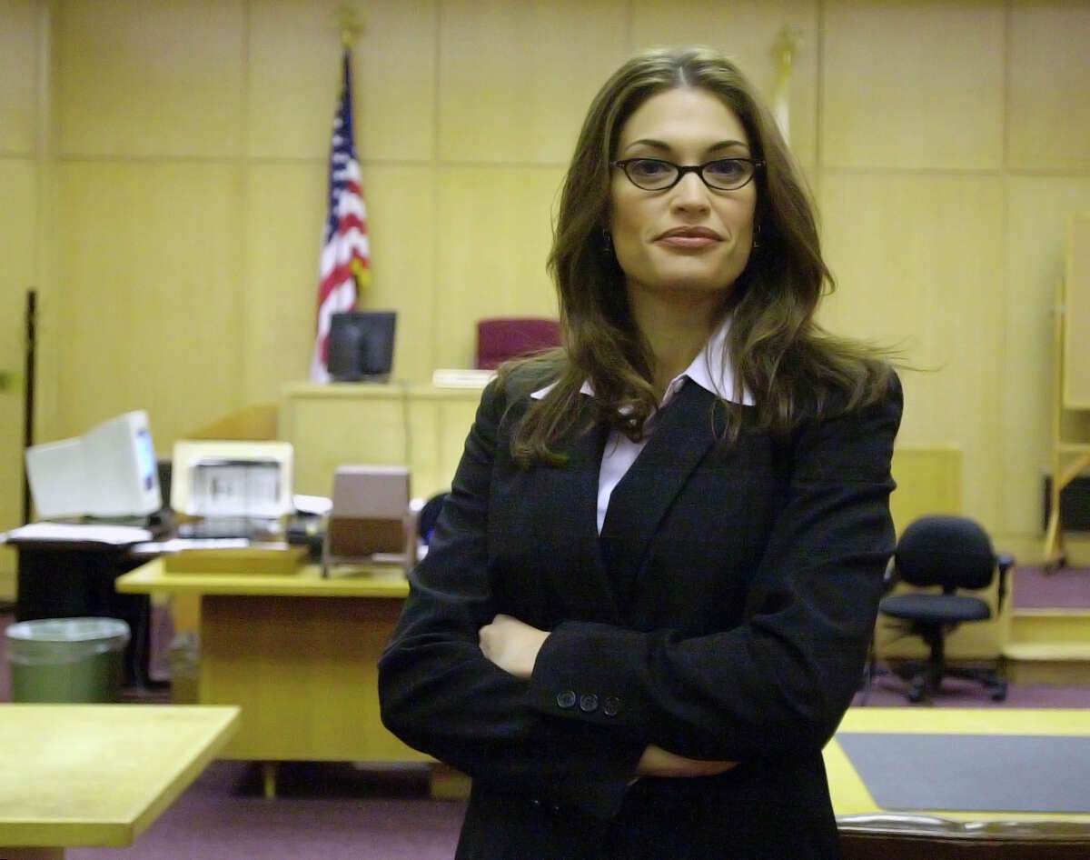 NEWSMAKER PROFILE / Kimberly Guilfoyle and James Hammer / Prosecutors