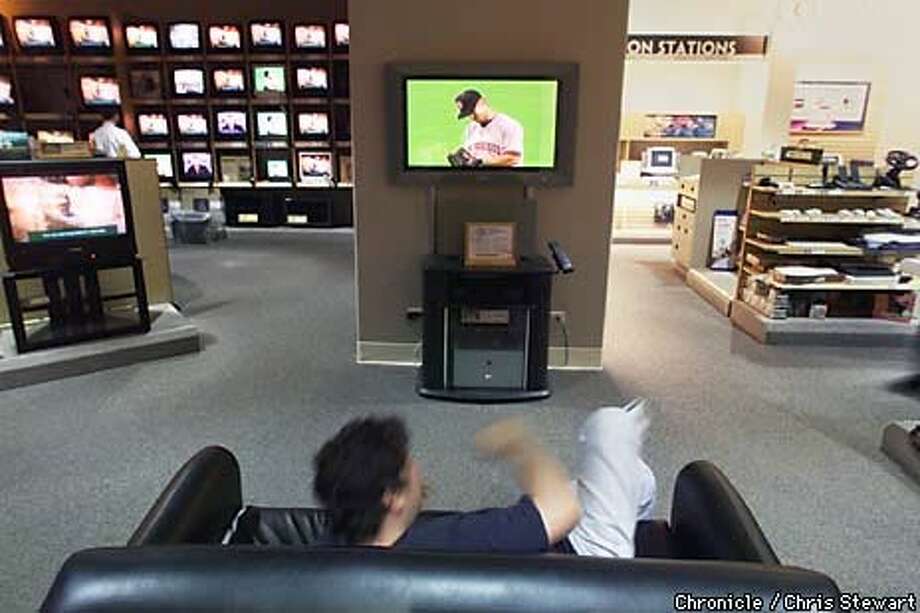 Bad Times at Good Guys / Electronics chain has everything working for