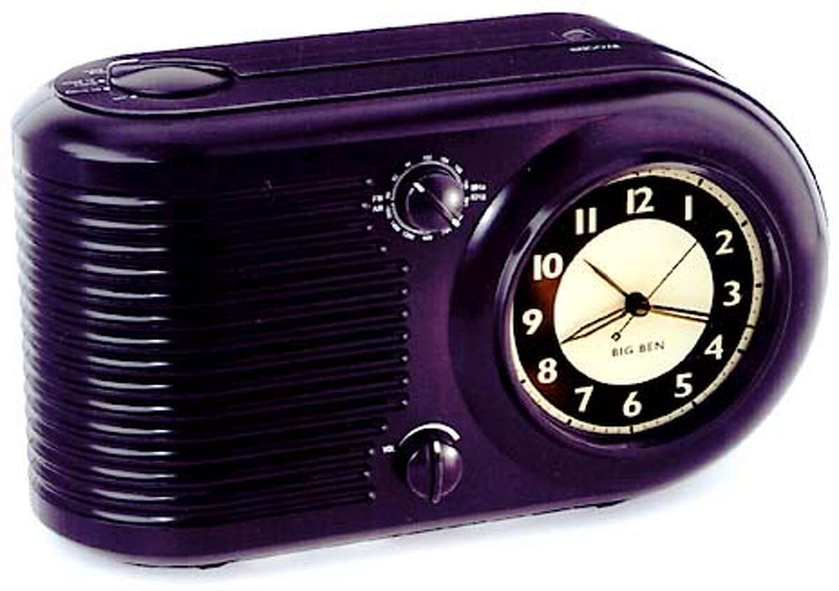 HOTSTUFF4B-C-23MAR01-HM-HO Big Ben Clock Radio.