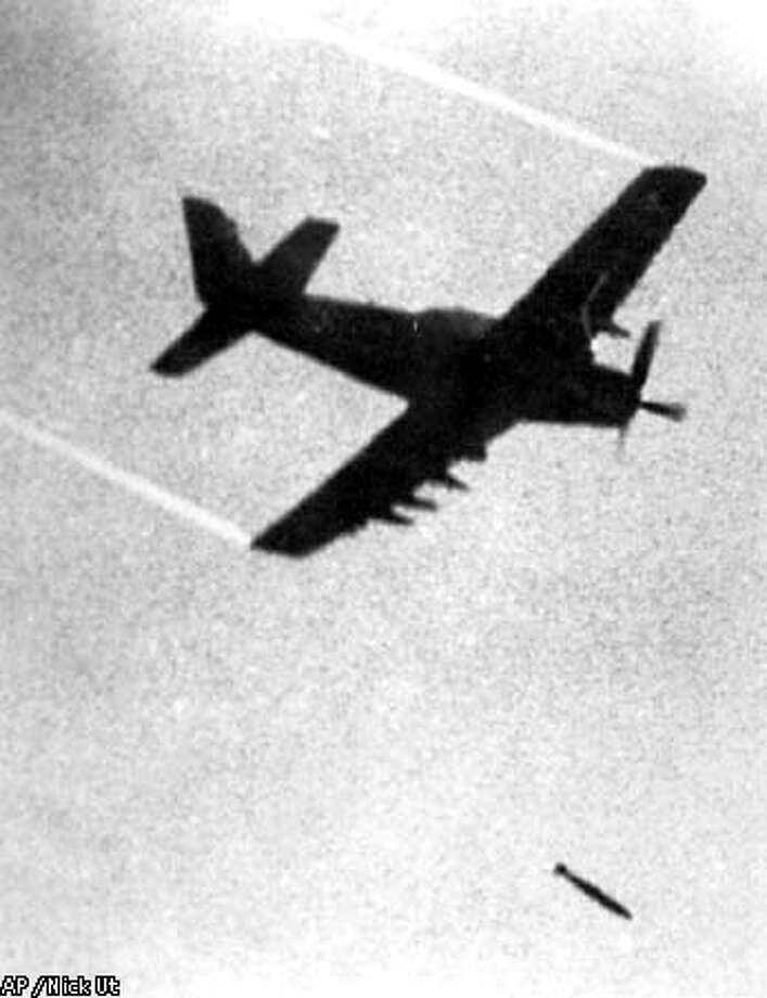 Military Says Goodbye to Napalm / Pentagon recycles remaining stock of