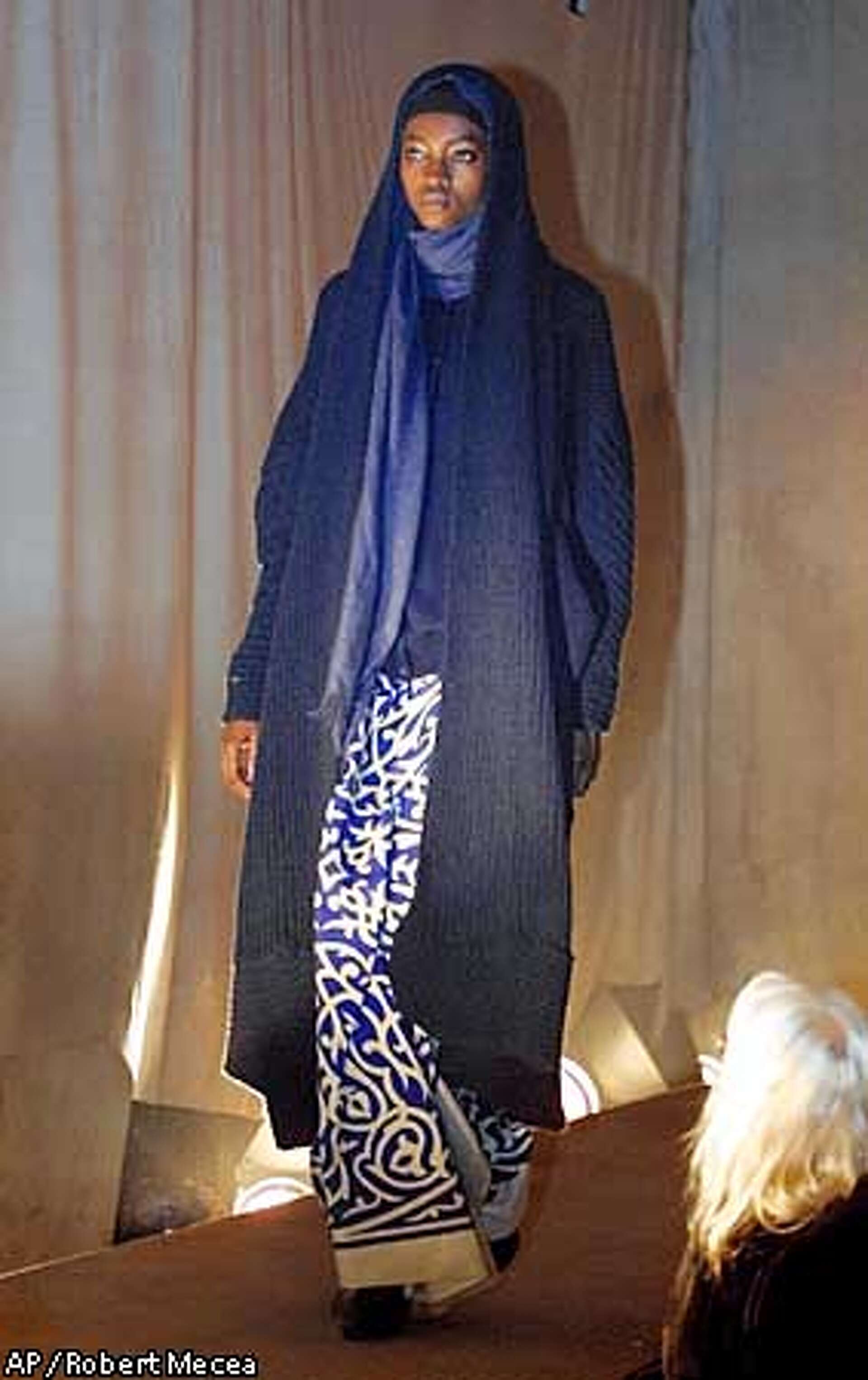RUNWAY DIARY / NEW YORK ready-to-wear collections for fall 2001