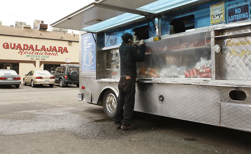 Oakland taco truck shootout wounds 2