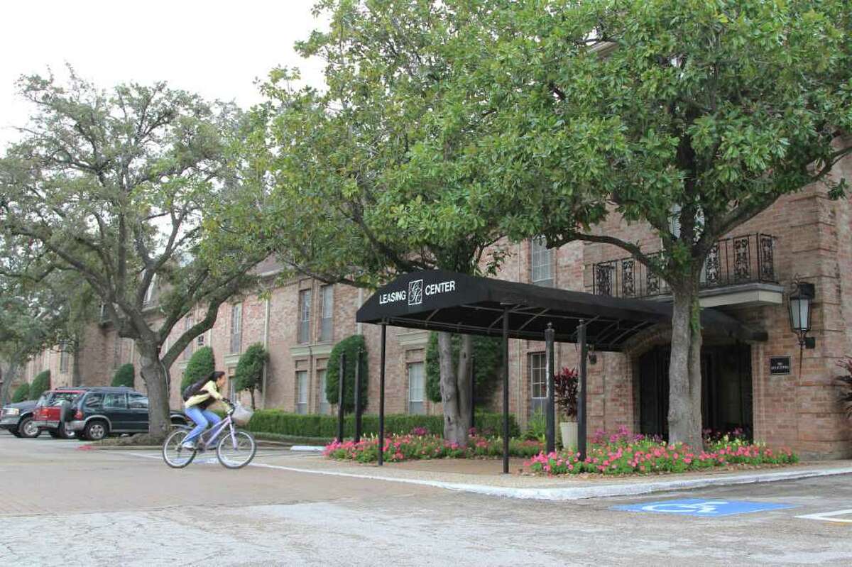 The Greenbriar Chateau has been sold, and its new owners plan to tear down the 42-year-old complex and replace it with a high-end apartment development. Tenants of the 145-unit complex have been told they must leave by March 8.
