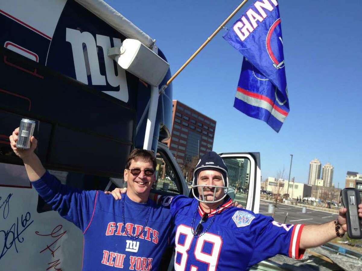 Giants great Michael Strahan's game-worn Super Bowl jersey for sale in  auction