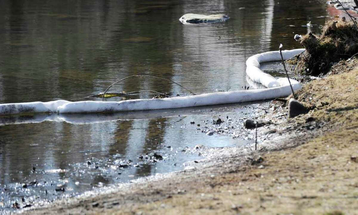 Malfunction caused diesel fuel spill