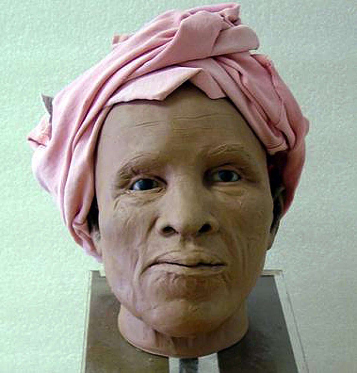 Reconstructed face of a woman, 50-60 years old, by Gay Malin of the State Museum. The remains of 18th-century slaves were uncovered in 2005 at the Schuyler Flatts burial ground in Menands. (State Museum photo/Times Union archive)