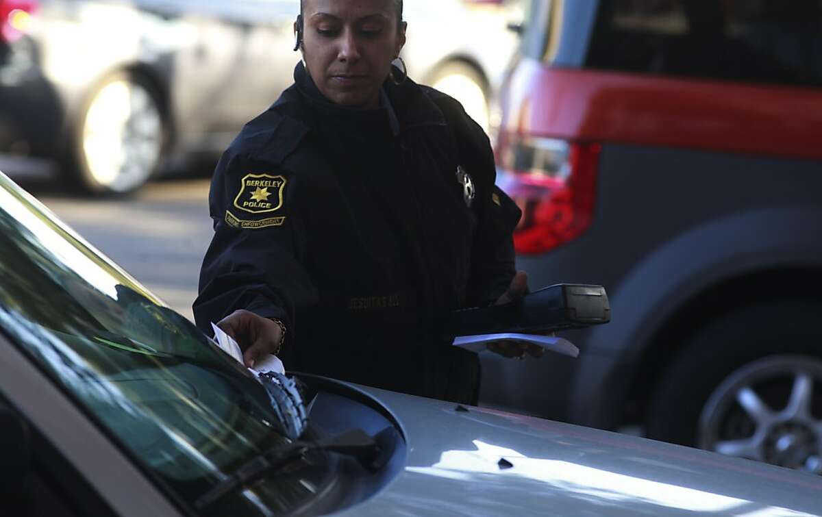 Oakland, Berkeley eye driverfriendly parking laws