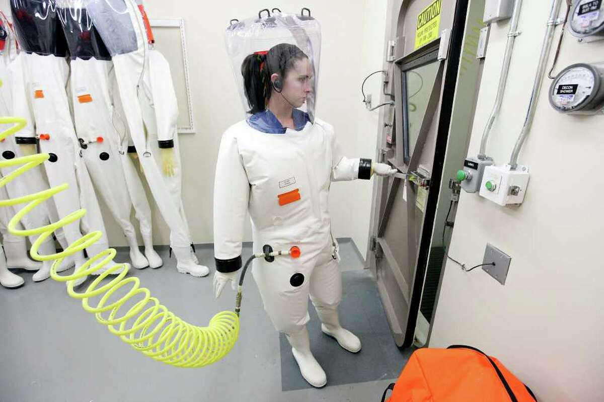  Bsl 4 Suit Memorialpicture jp