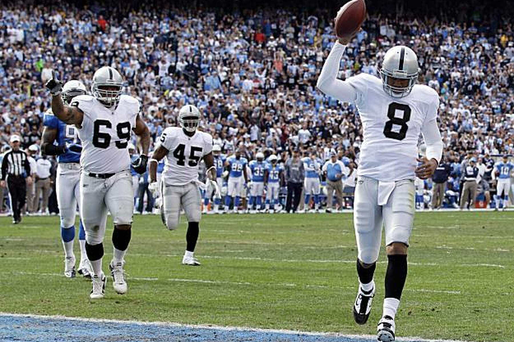 Oakland Raiders quarterback Jason Campbell during their NFL