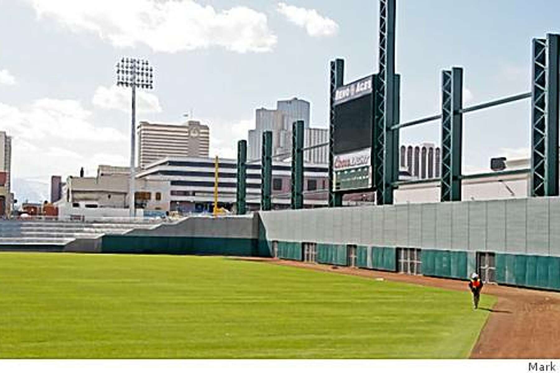 Professional baseball: Brett Butler speaks at Reno Aces' 'Meet the