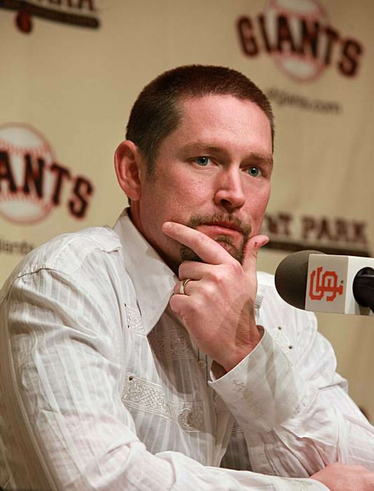 Aubrey Huff's value to Giants goes beyond stats