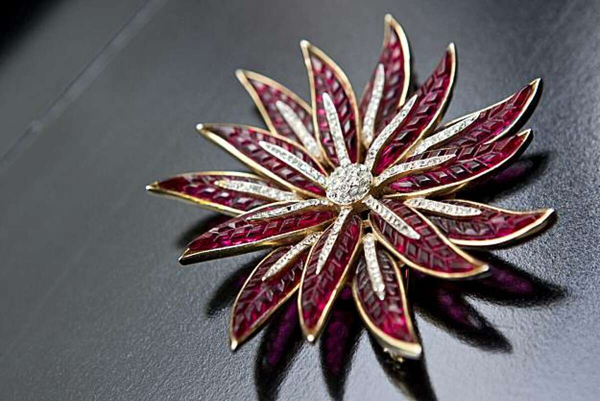 Collector Judith Miller on costume jewelry