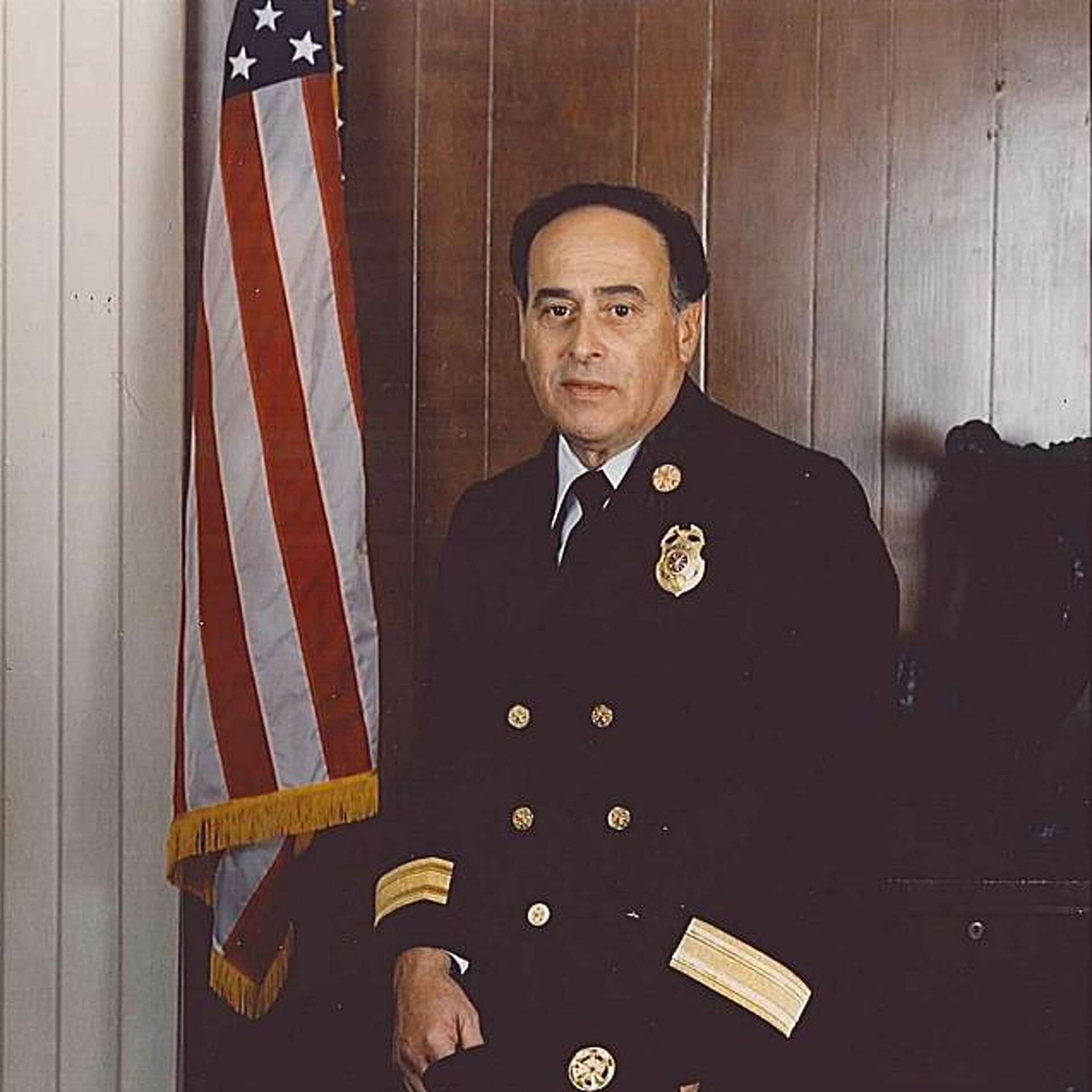Joseph Medina, 1st minority S.F. fire chief, dies
