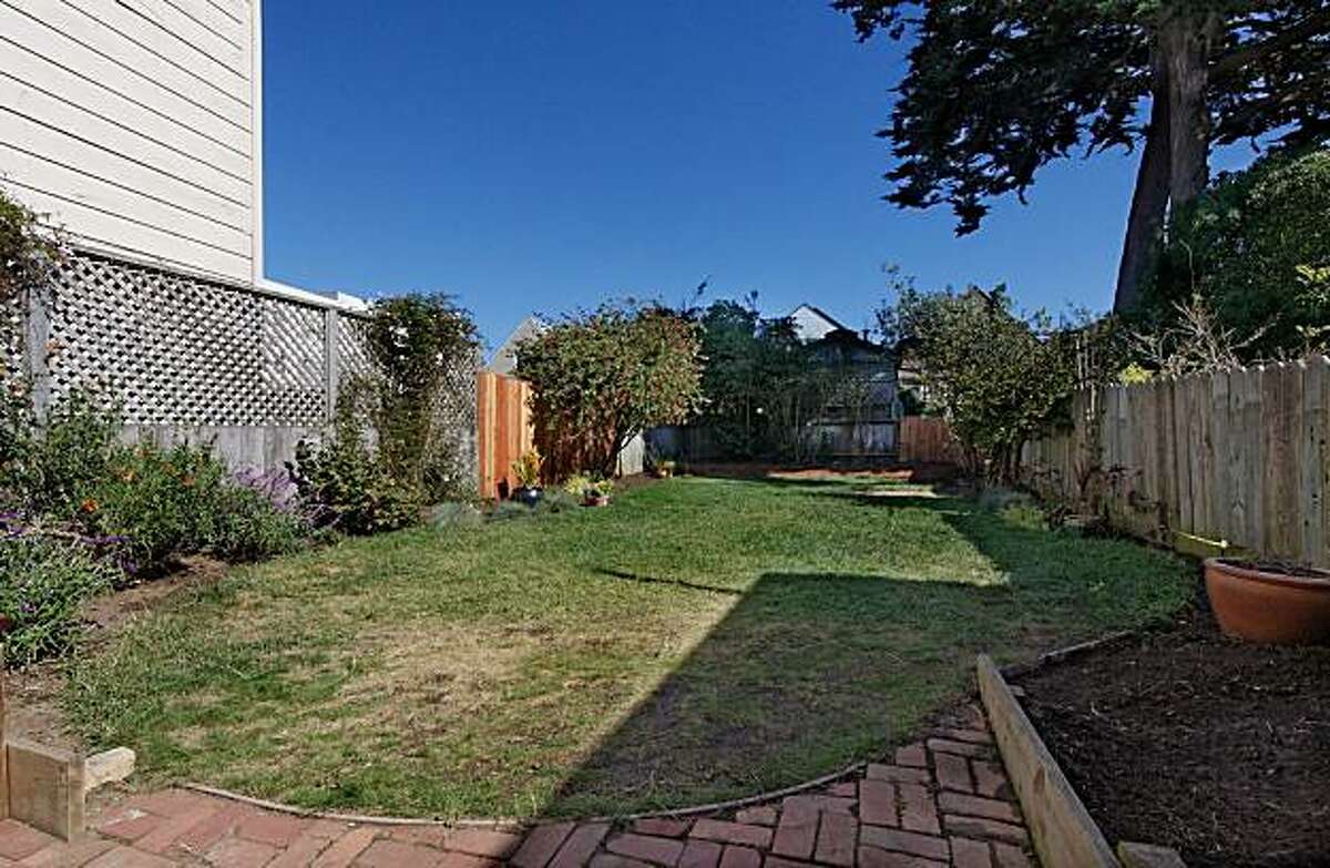 1912 Craftsman-style home by Golden Gate Park