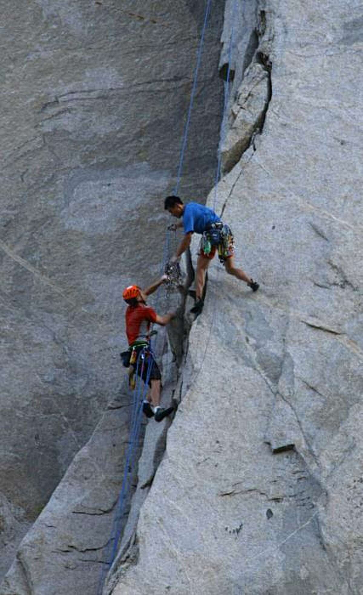 Speed climbers set record on El Capitan