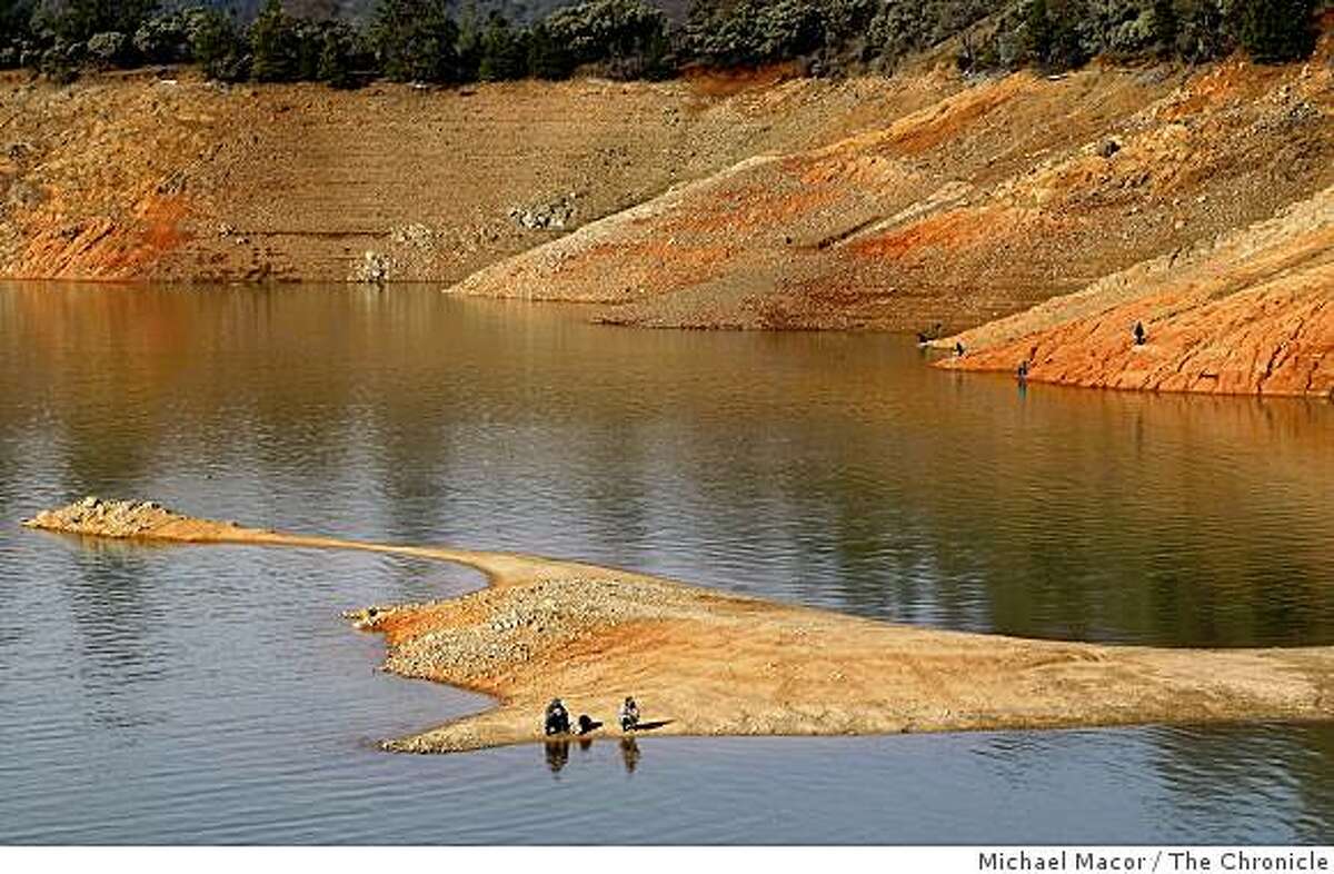 Shasta Lake Level