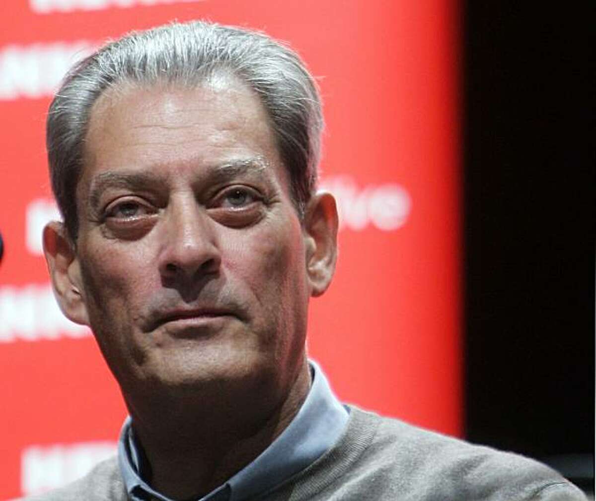 HAMBURG, GERMANY - SEPTEMBER 30: Best selling author Paul Auster lectures from his new book 'Man in Darkness' at Kampnagel on September 30, 2008 in Hamburg, Germany. (Photo by Krafft Angerer/Getty Images)